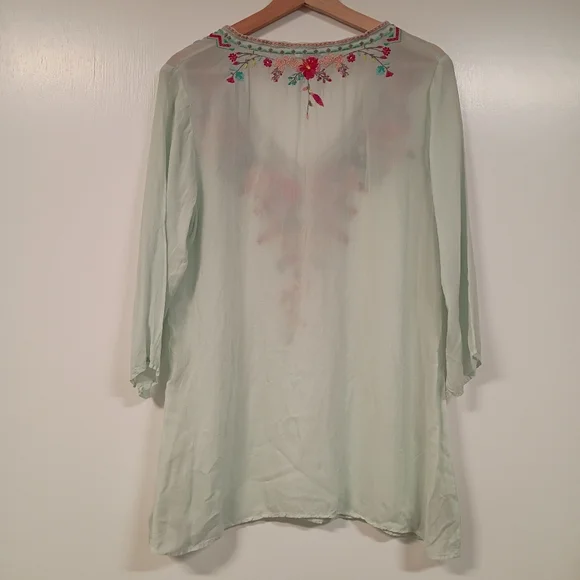 Johnny Was Floral Embroidered Blouse - Picture 3 of 14